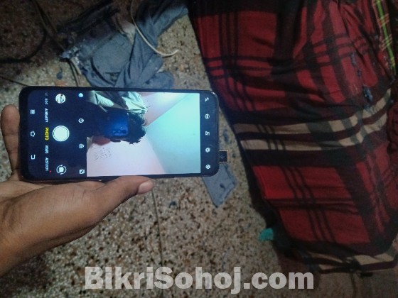 Vivo V15